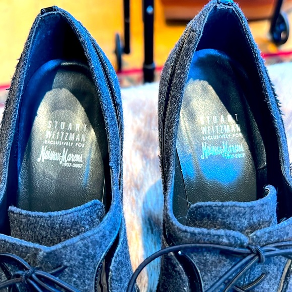 Stuart Weitzman for Neiman Marcus flannel platform bootie size 8 1/2. Gray - Picture 5 of 10